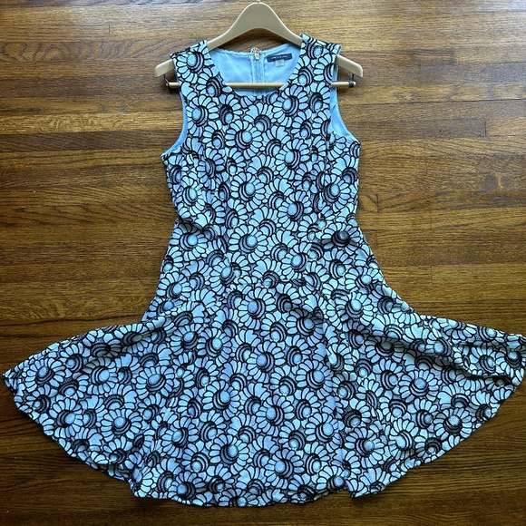 Tommy Hilfiger Blue and Black Lace Detailed Flowery A-Line Dress - Picture 2 of 9